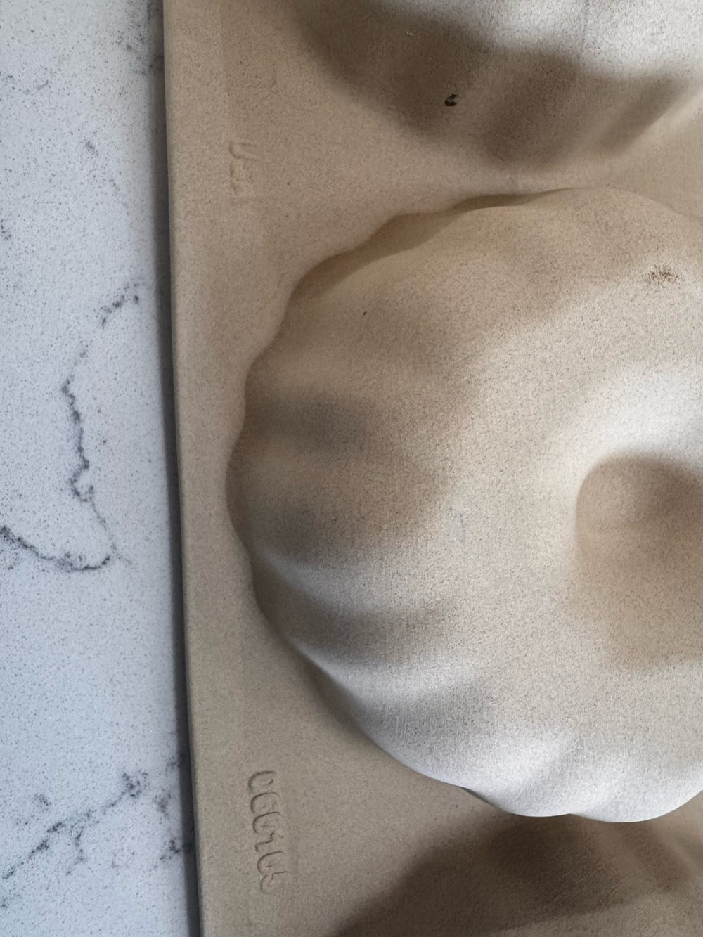The Pampered Chef Mini Fluted Bundt Cake Pan Family Heritage Stoneware (Retired) - Picture 5 of 7